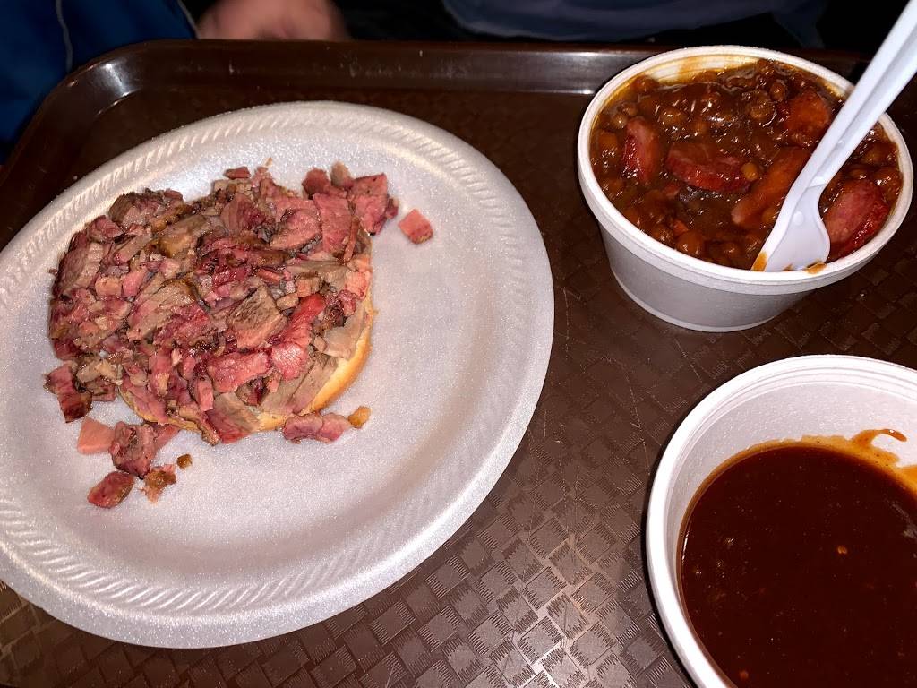 Southwest Pit BBQ | meal delivery | 1601 P St, Lincoln, NE 68508, USA | 4024051000 OR +1 402-405-1000