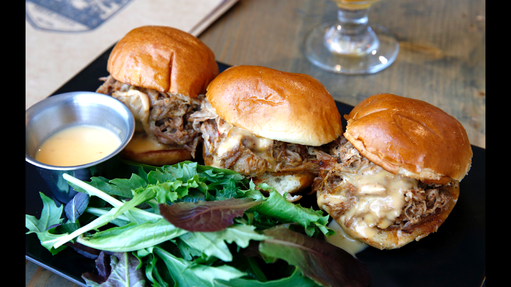 Babcocks Grove House | restaurant | 101 W St Charles Rd, Lombard, IL 60148, USA | 6306138920 OR +1 630-613-8920