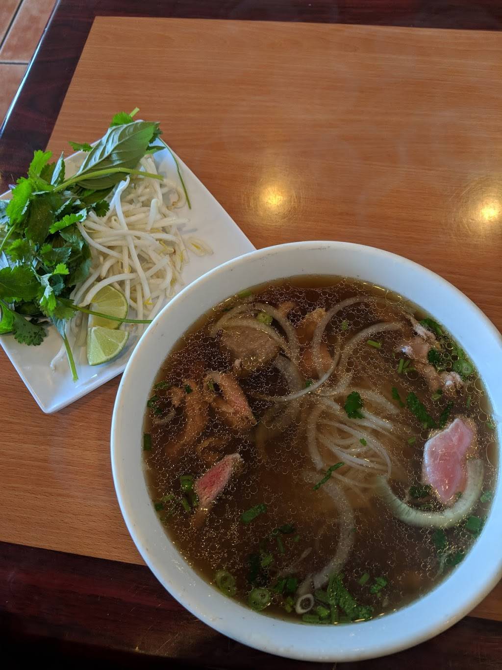 Saigon Pho | restaurant | 500 Elmira Rd, Vacaville, CA 95687, USA | 7074512548 OR +1 707-451-2548