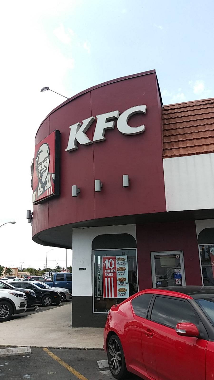 KFC | restaurant | 701 NW 119th St, Miami, FL 33168, USA | 3056857608 OR +1 305-685-7608