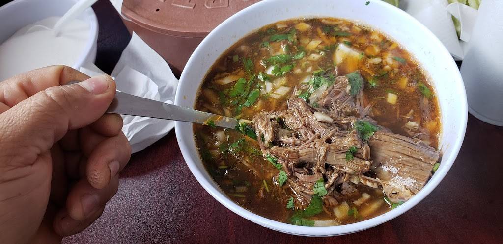 Birrieria el Texcal | restaurant | 3700 W Lawrence Ave, Chicago, IL 60625, USA | 7732409772 OR +1 773-240-9772