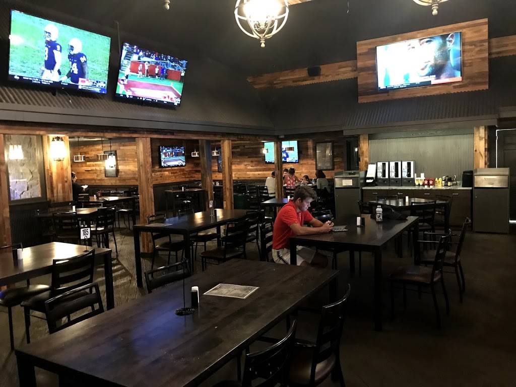 Evergreens Sports Pub at Shades of Green | restaurant | 1950 W Magnolia Palm Dr, Lake Buena Vista, FL 32830, USA | 4078243400 OR +1 407-824-3400