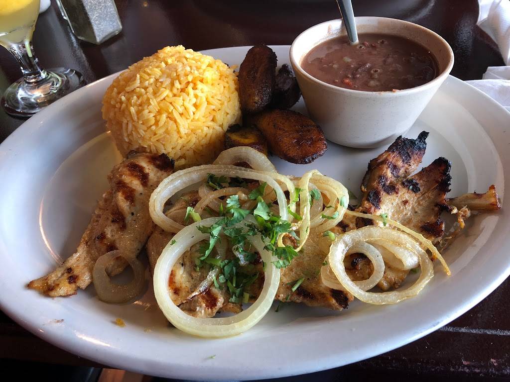 Pio Pio Latin Cuisine Semoran | restaurant | 2710, 2500 S Semoran Blvd, Orlando, FL 32822, USA | 4072072262 OR +1 407-207-2262