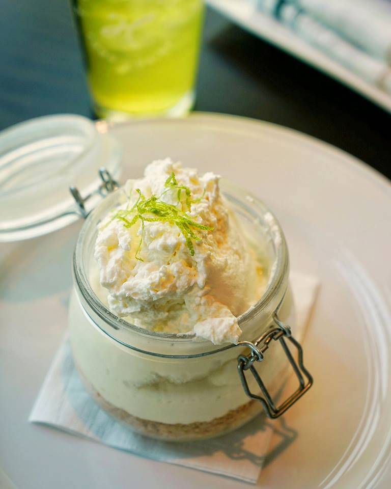 Hazelwood Food and Drink | restaurant | 8150 26th Ave S, Bloomington, MN 55425, USA | 9522224000 OR +1 952-222-4000