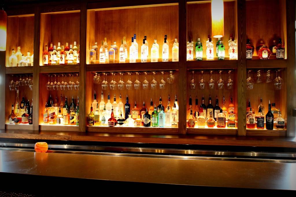 Bonefish Grill | restaurant | 13262 N Dale Mabry Hwy, Tampa, FL 33618, USA | 8139691619 OR +1 813-969-1619