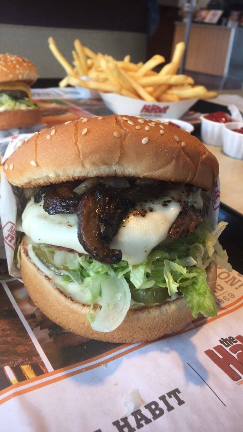The Habit Burger Grill | meal takeaway | 4175 Genesee Ave, San Diego, CA 92111, USA | 8582771089 OR +1 858-277-1089