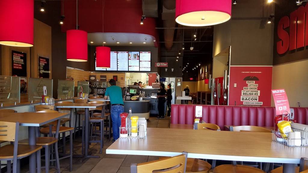 Smashburger | restaurant | 54 Hazard Ave, Enfield, CT 06082, USA | 8606986229 OR +1 860-698-6229
