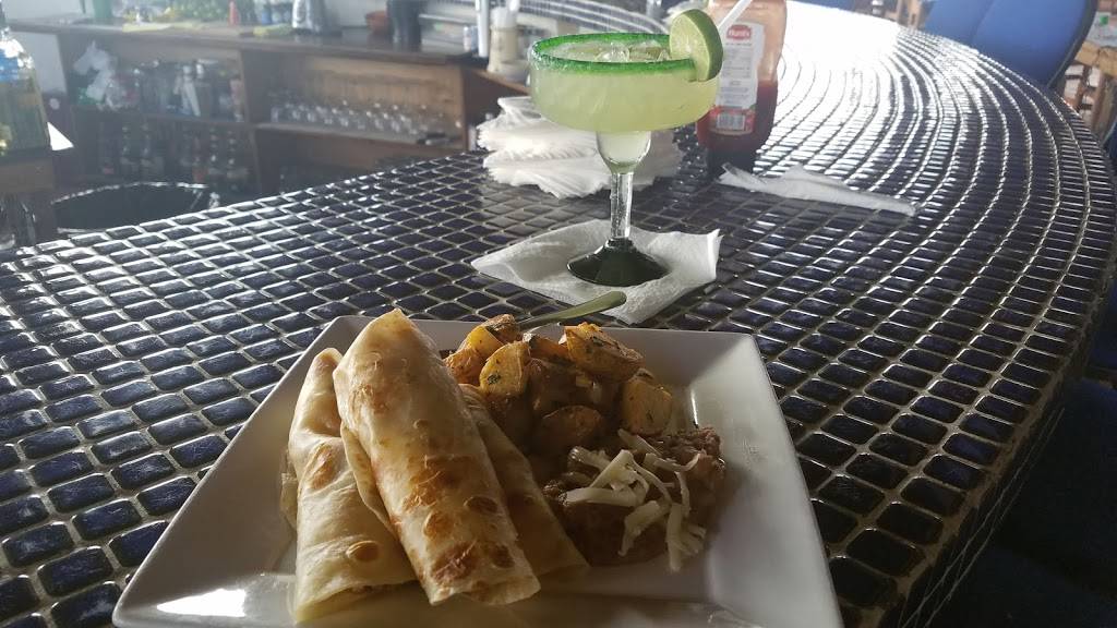 La Marina | restaurant | Baja Cove Beach, Punta Banda, B.C., Mexico | 016461542875 OR +52 646 154 2875