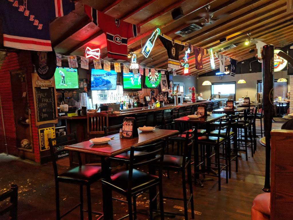 Crabby Joes Bar • Grill | restaurant | 395 Grand Ave W, Chatham, ON N7L 1C4, Canada | 5193609800 OR +1 519-360-9800