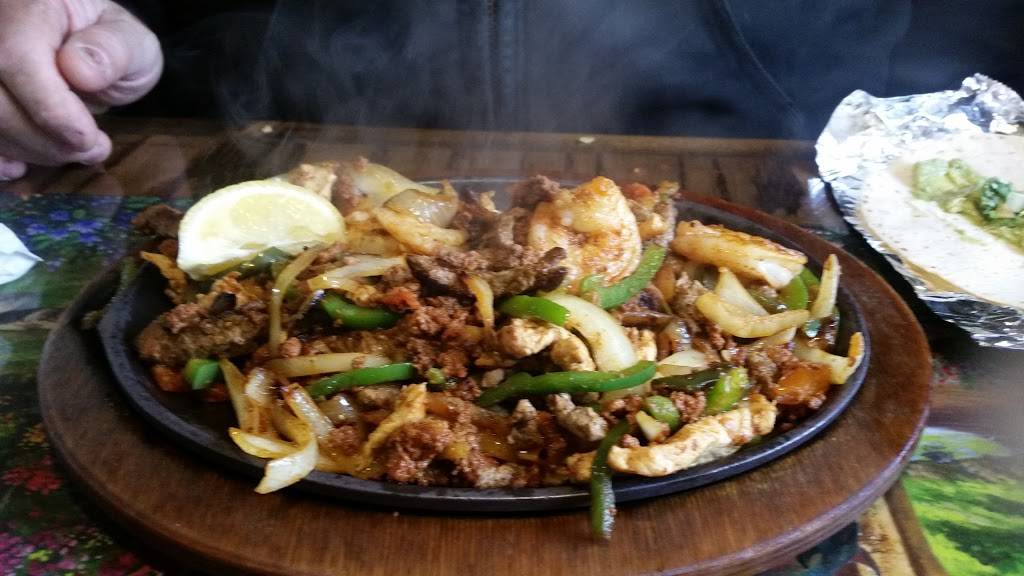 La Fiesta | restaurant | 524 US-71, Alma, AR 72921, USA | 4796324214 OR +1 479-632-4214