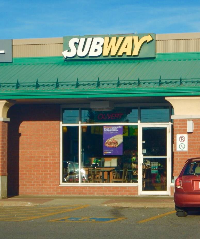 Subway | restaurant | 455 Boulevard Gréber, Gatineau, QC J8T 5T7, Canada | 8195689700 OR +1 819-568-9700