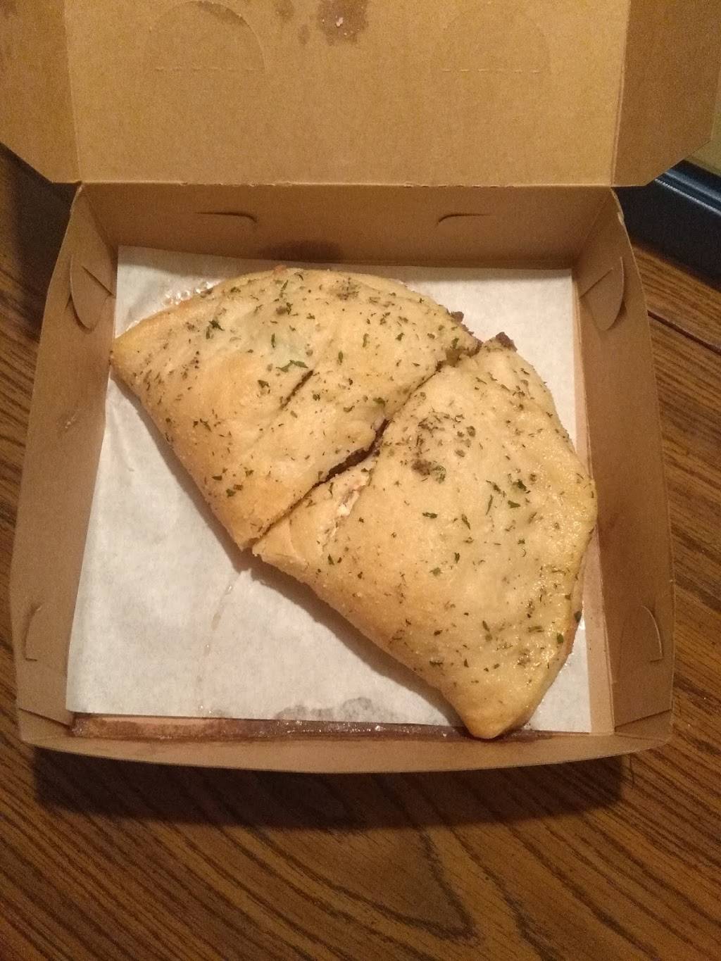 Pizza Oven | restaurant | 3153 Tuscarawas St W, Canton, OH 44708, USA | 3304528801 OR +1 330-452-8801