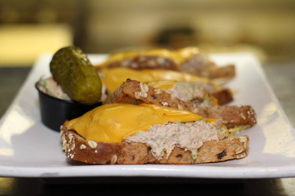 Moonstruck | restaurant | 449 3rd Ave, New York, NY 10016, USA | 2122131100 OR +1 212-213-1100