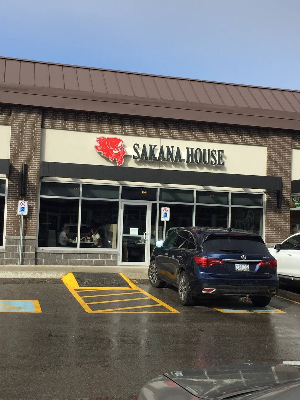 Sakana House Japanese Restaurant | restaurant | 347 Cundles Rd E, Barrie, ON L4M 0G9, Canada | 7057210880 OR +1 705-721-0880