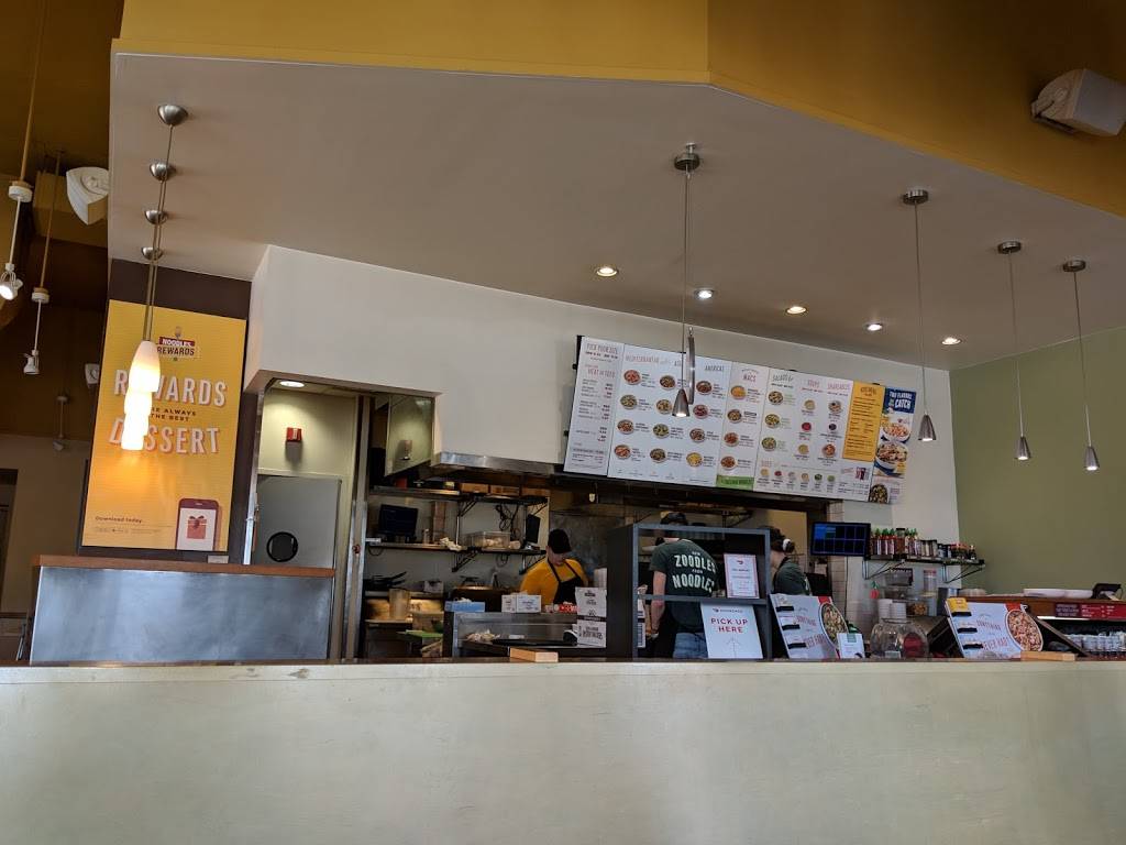 Noodles and Company | restaurant | 6836 Rochester Rd, Troy, MI 48085, USA | 2488799900 OR +1 248-879-9900