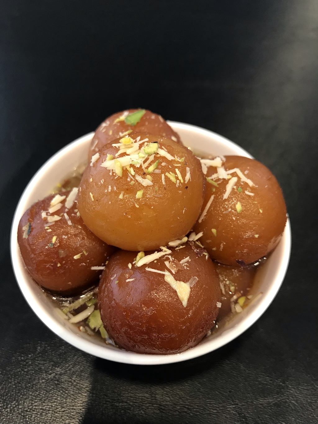 Avsar Gujarati Thali & Street Food | restaurant | 1225 Matheson Blvd E #1, Mississauga, ON L4W 1B6, Canada | 9056029594 OR +1 905-602-9594