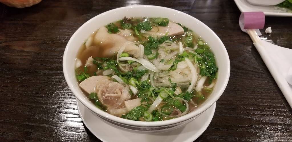 Tasty Pho & Crawfish Bar | restaurant | 7741 Tylers Pl Blvd, West Chester Township, OH 45069, USA | 5137775757 OR +1 513-777-5757