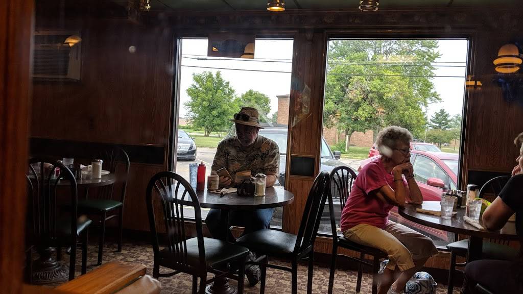 J & L Breakfast House | restaurant | 601W38th, Marion, IN 46953, USA | 7656778323 OR +1 765-677-8323