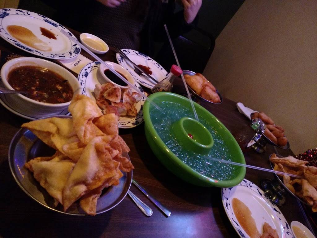 Gin Gin | restaurant | 3 Main St, Henniker, NH 03242, USA | 6034283818 OR +1 603-428-3818