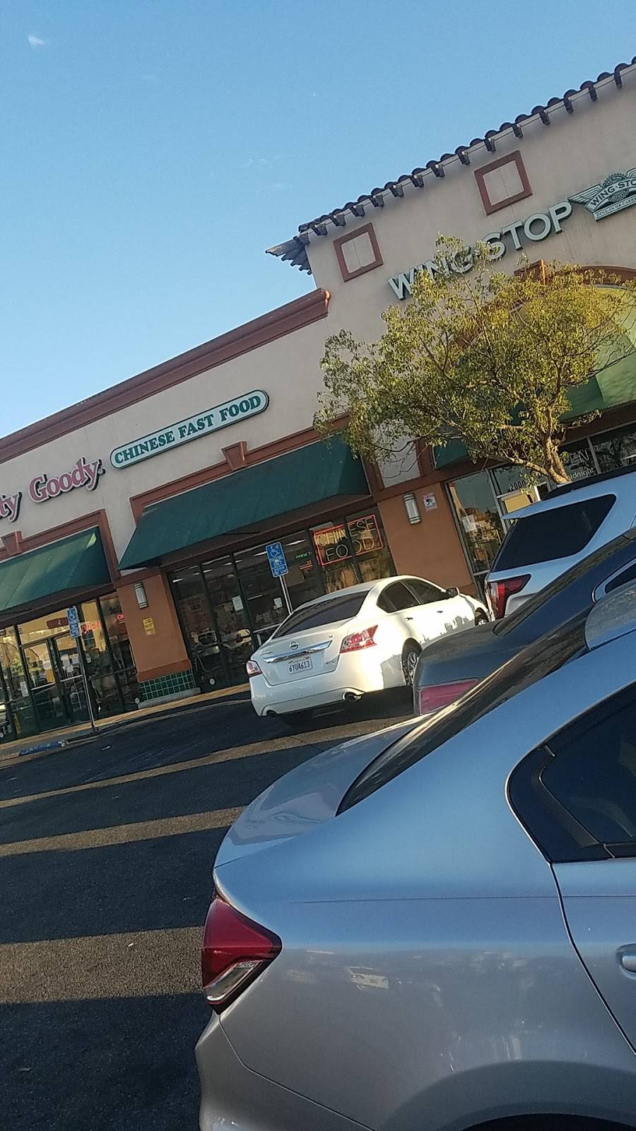 Wingstop | restaurant | 2000 Long Beach Boulevard, Long Beach, CA 90806, USA | 5622189464 OR +1 562-218-9464