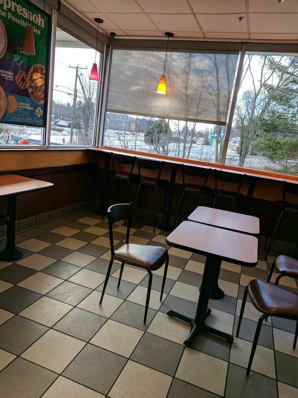 Dunkin | bakery | 7 Freetown Rd, Raymond, NH 03077, USA | 6038954764 OR +1 603-895-4764