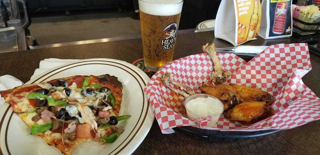 Guss New York Pizza | restaurant | 35 Towne Centre Way, Hampton, VA 23666, USA | 7572246797 OR +1 757-224-6797