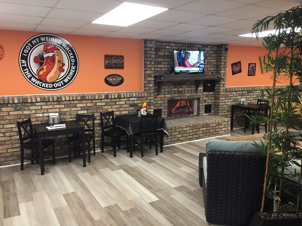 The Wacked Out Weiner Of Milton | restaurant | 5271 Stewart St, Milton, FL 32570, USA | 8505640964 OR +1 850-564-0964
