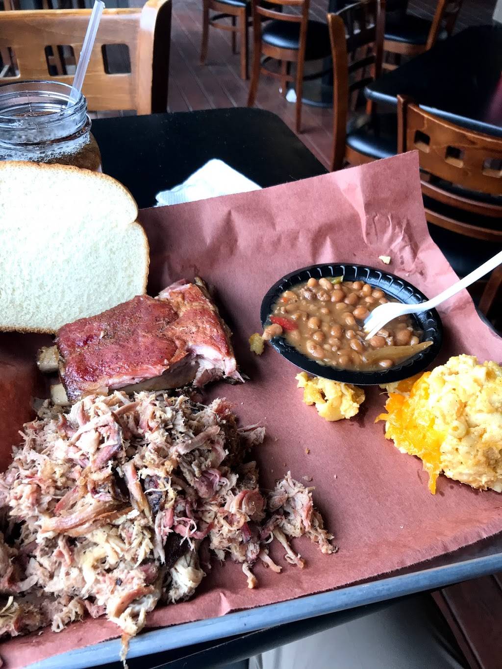 The Pot Smoker BBQ | restaurant | 931-A Senate St, Columbia, SC 29201, USA | 8034002251 OR +1 803-400-2251