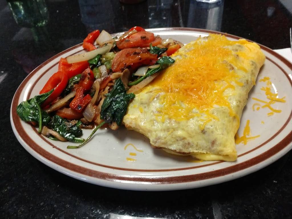 Country Rose Café | cafe | 756 San Benito St, Hollister, CA 95023, USA | 8316350252 OR +1 831-635-0252