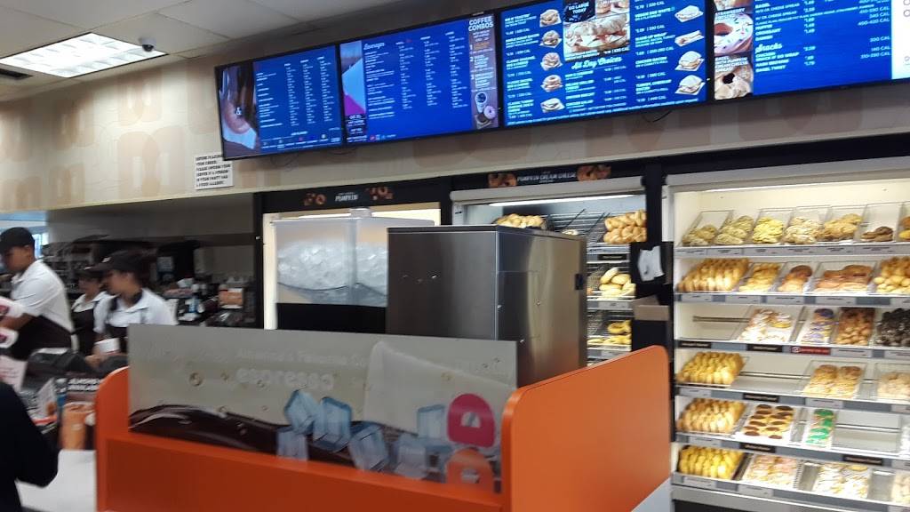 Dunkin | bakery | 15469 SW 137th Ave, Miami, FL 33177, USA | 7862421531 OR +1 786-242-1531