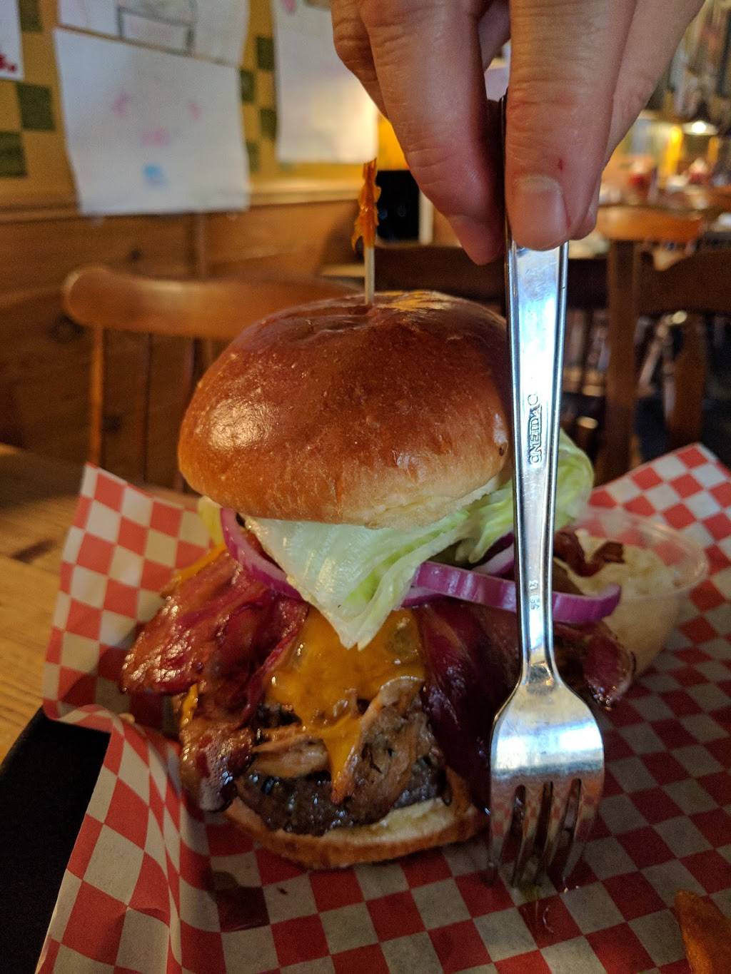 Crystal Lake Rib House | restaurant | 540 E Terra Cotta Ave, Crystal Lake, IL 60014, USA | 8154773600 OR +1 815-477-3600