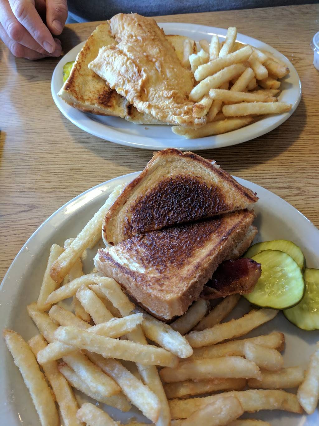 Lincoln Square Restaurant | restaurant | 1320 Archer Dr, Troy, OH 45373, USA | 9373320222 OR +1 937-332-0222