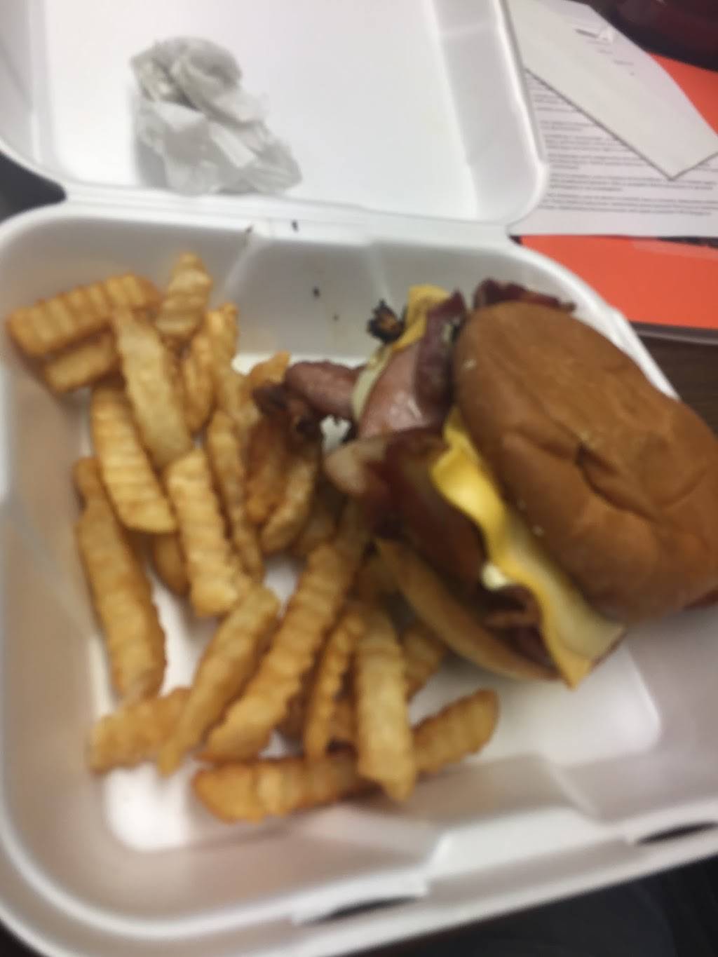 Cranks Bar & Grill | restaurant | 102 S Chestnut St, Minonk, IL 61760, USA | 3094322643 OR +1 309-432-2643