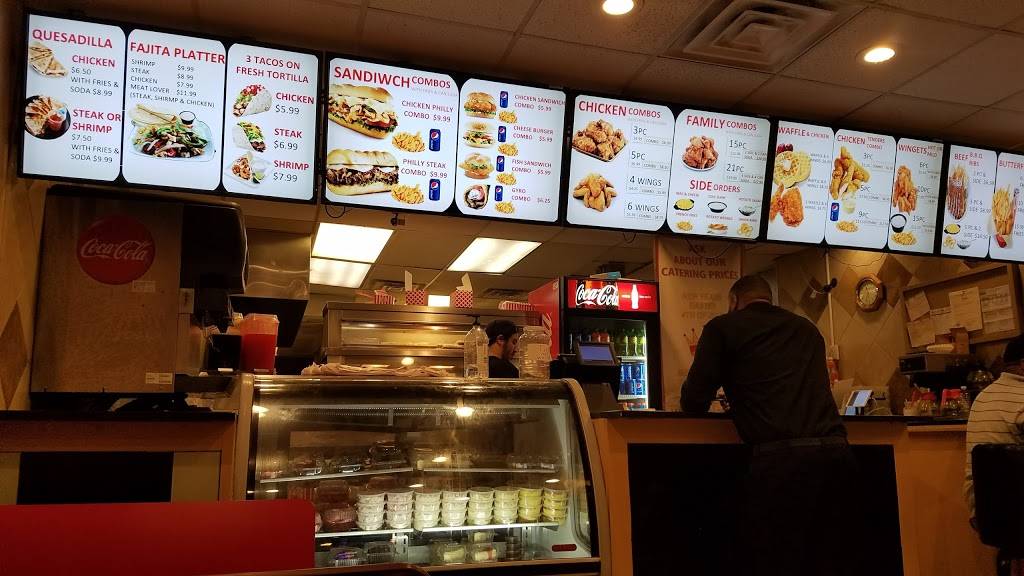 Crown Fried Chicken | restaurant | 716 H St NE, Washington, DC 20002, USA | 2025466600 OR +1 202-546-6600