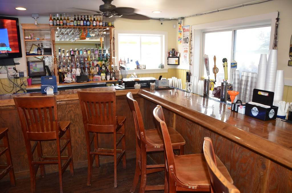 Sandbar Grill | restaurant | 13118 Lake Shore Dr, Cedar Lake, IN 46303, USA | 2193745777 OR +1 219-374-5777