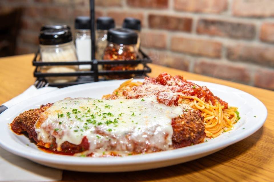 Goodfellas Pizza | meal delivery | 3455 Hiatus Rd, Sunrise, FL 33351, USA | 9545952056 OR +1 954-595-2056