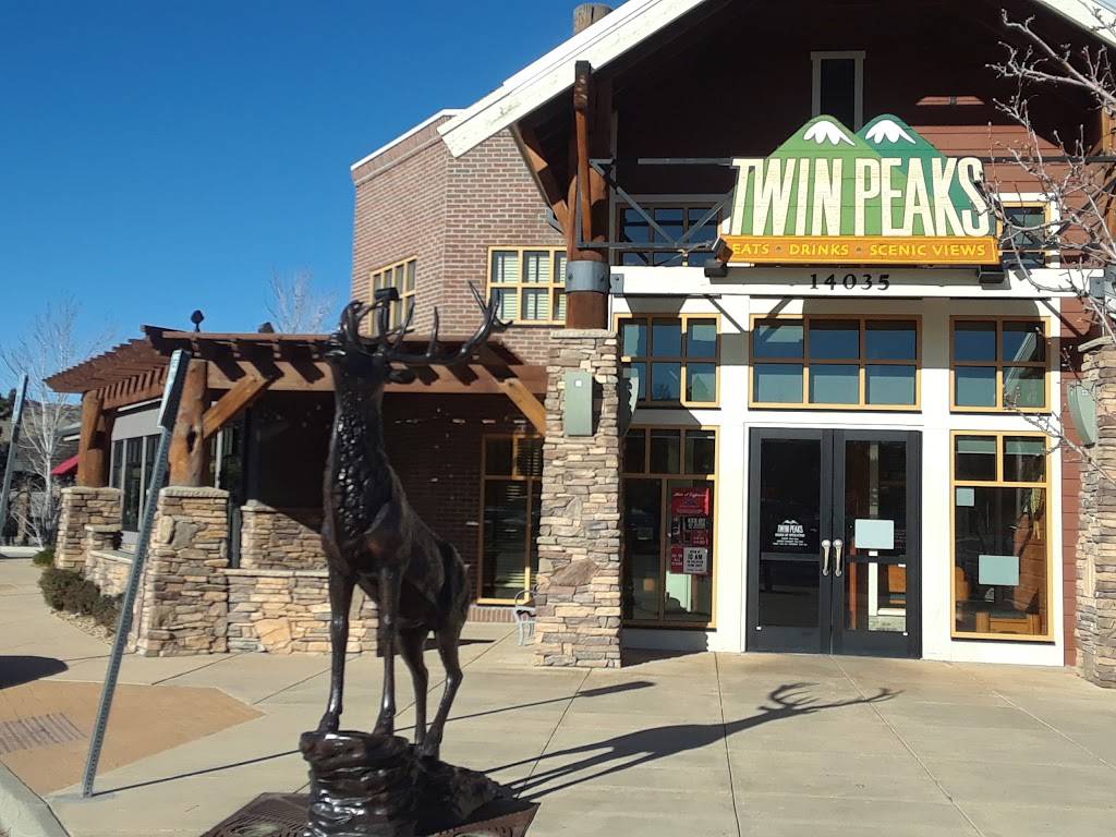 Twin Peaks | restaurant | 14035 W Colfax Dr, Lakewood, CO 80401, USA | 3032788232 OR +1 303-278-8232