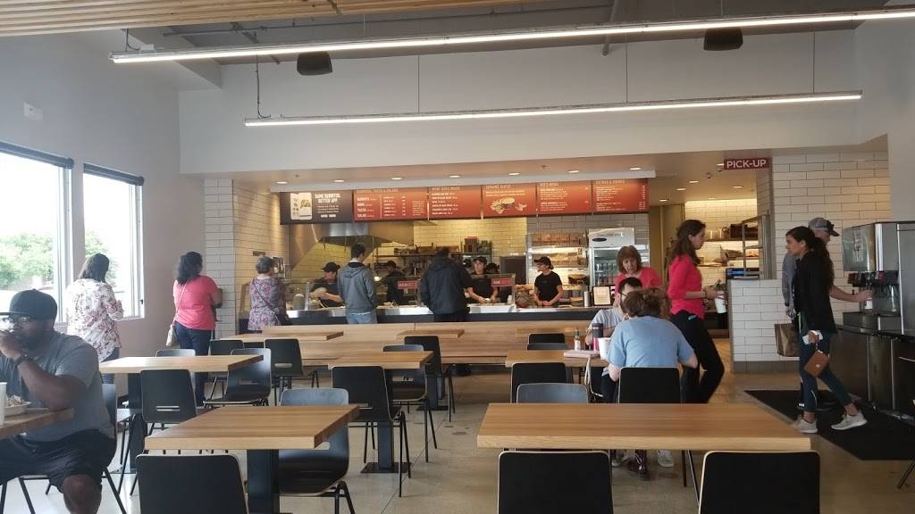 Chipotle Mexican Grill | restaurant | 5623 W Loop 1604 N, San Antonio, TX 78253, USA | 2106889082 OR +1 210-688-9082