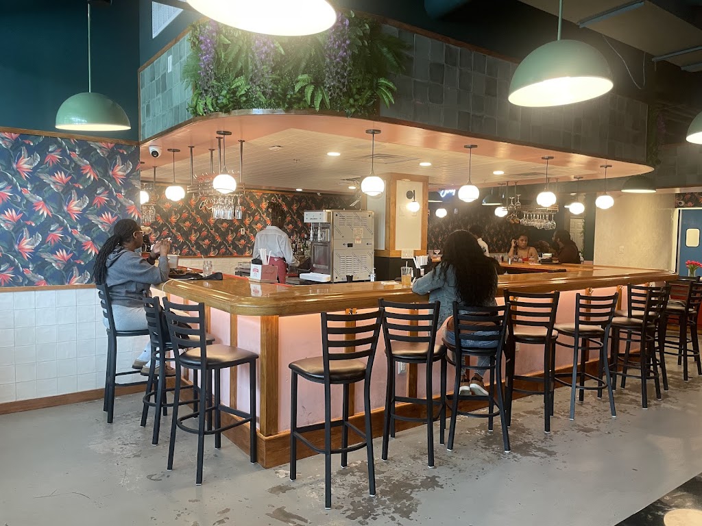 Miss Toyas Southern Kitchen | restaurant | 3216 Pennsylvania Ave. SE, Washington, DC 20020, USA | 2025164404 OR +1 202-516-4404