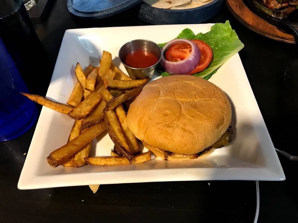 Azul Cantina | restaurant | 3404 American Dr, Lago Vista, TX 78645, USA | 5125790077 OR +1 512-579-0077