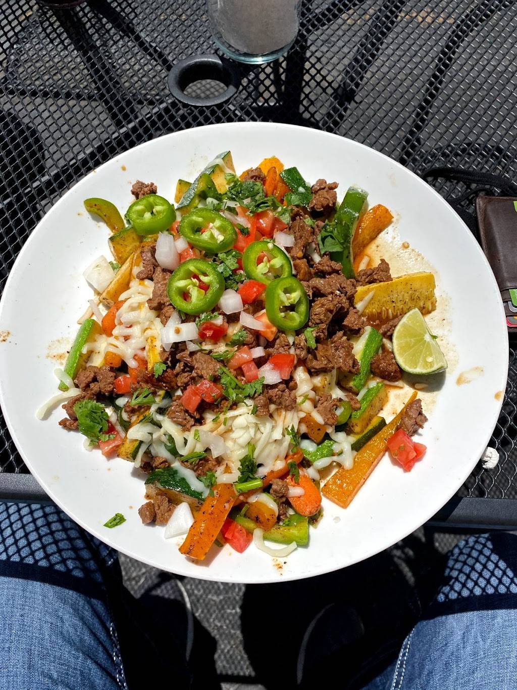 Amy Mays Downtown | restaurant | 331 S Main St, Findlay, OH 45840, USA | 5672509396 OR +1 567-250-9396