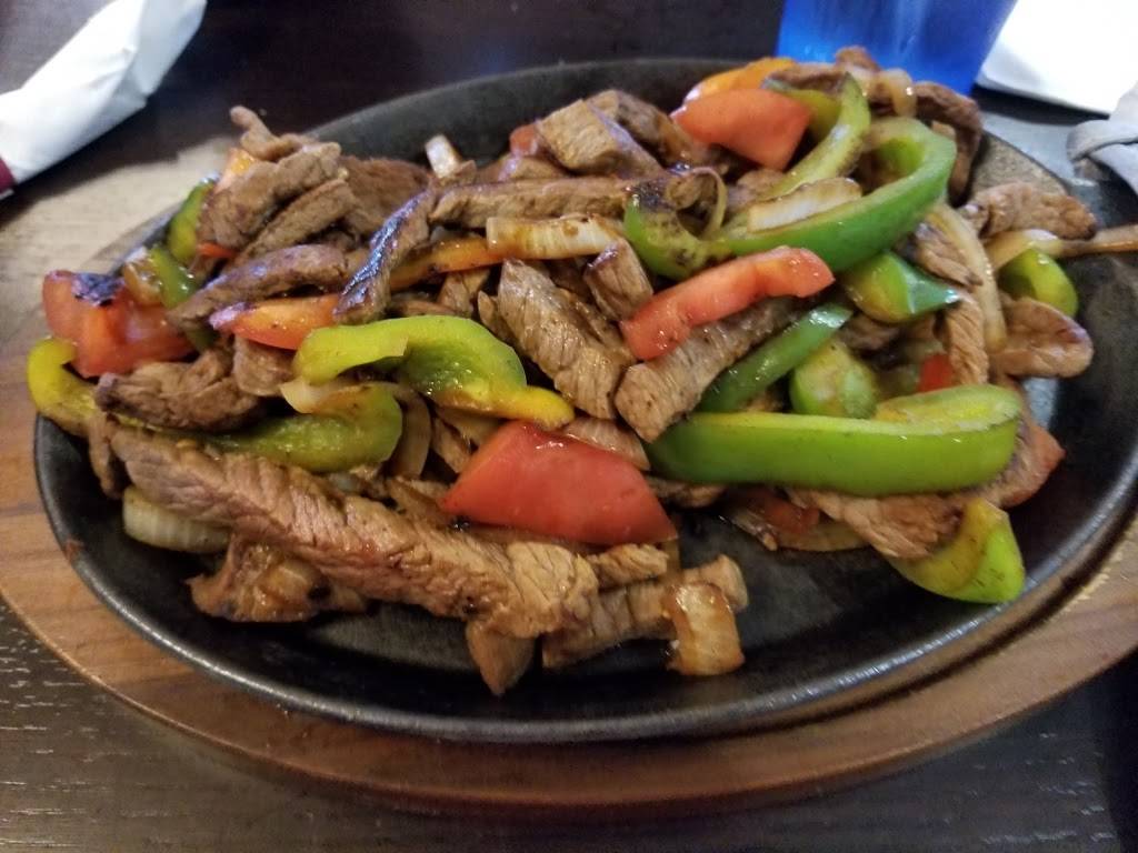 La Cabaña | restaurant | 6510 US-6, Portage, IN 46368, USA | 2197346143 OR +1 219-734-6143