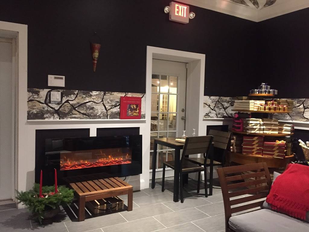 Olive Branch Restaurant & Café | restaurant | 120 Front St, Greenport, NY 11944, USA | 6313332444 OR +1 631-333-2444