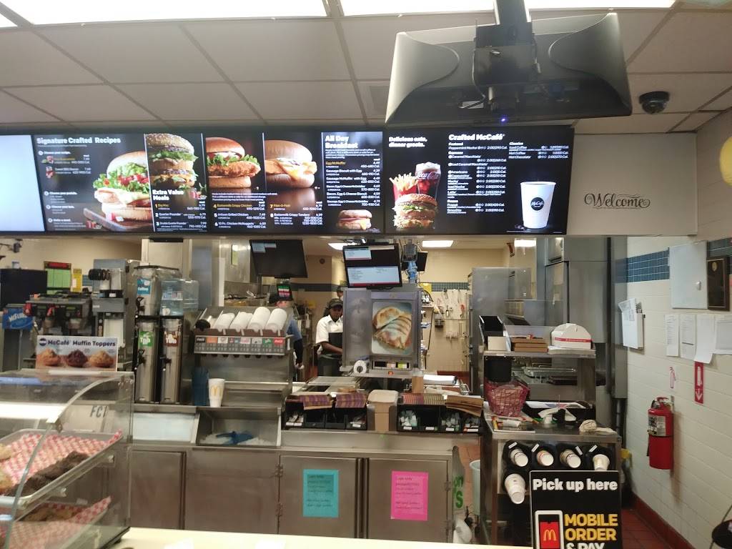 McDonalds | cafe | 3221 Lincoln Way W, South Bend, IN 46628, USA | 5742042558 OR +1 574-204-2558