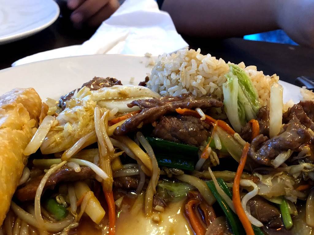 Chopstix cafe | restaurant | 19903 Stone Oak Pkwy, San Antonio, TX 78258, USA | 2104909993 OR +1 210-490-9993