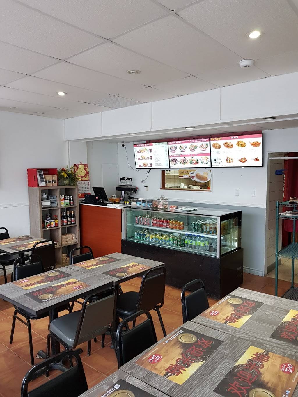 Restaurant Shanghai express | restaurant | 2900 Chemin des Quatre-Bourgeois, Québec, QC G1V 1Y4, Canada | 4186533066 OR +1 418-653-3066