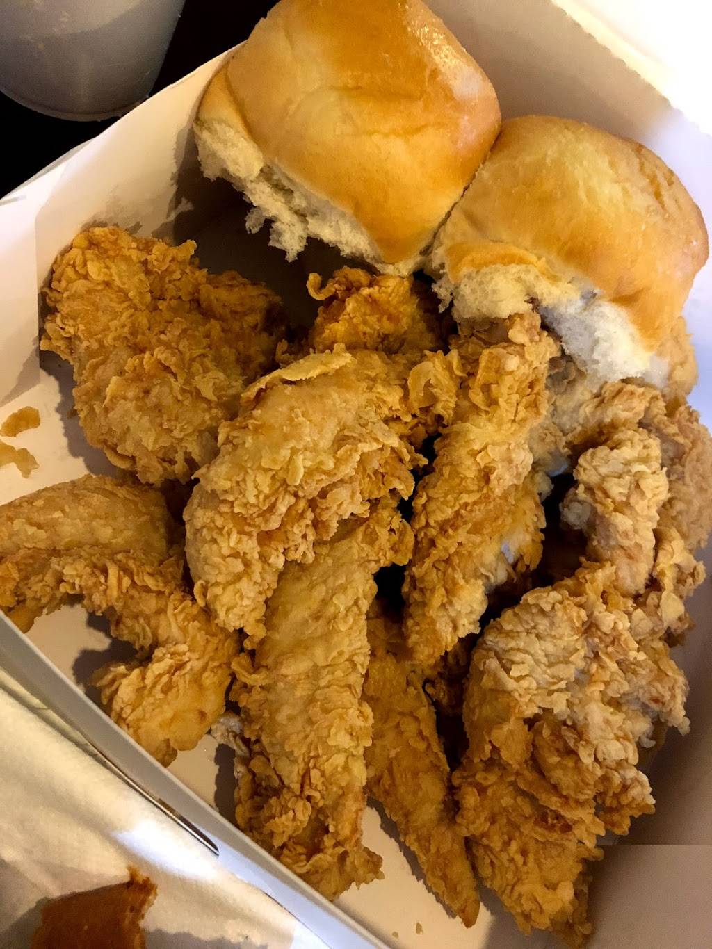 Bushs Chicken | restaurant | 4209 N Navarro St, Victoria, TX 77901, USA | 3617035293 OR +1 361-703-5293