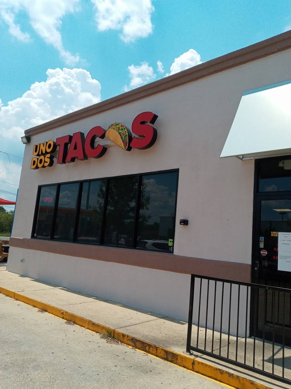 Uno Dos Tacos | restaurant | 123 Rushing Rd W, Denham Springs, LA 70726, USA | 2255237175 OR +1 225-523-7175