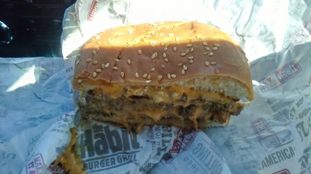 The Habit Burger Grill | restaurant | 3110 E Floral Ave, Selma, CA 93662, USA | 5594609575 OR +1 559-460-9575