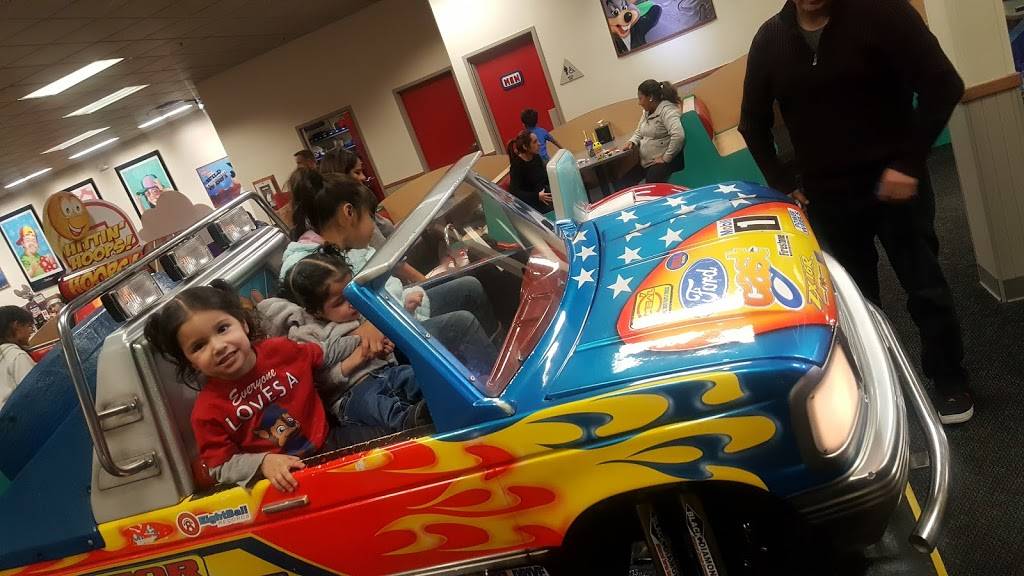 Chuck E. Cheese | restaurant | 1001 W Hampden Ave, Englewood, CO 80110, USA | 3037613699 OR +1 303-761-3699